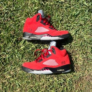 Air Jordan 5 “ RAGING BULL”